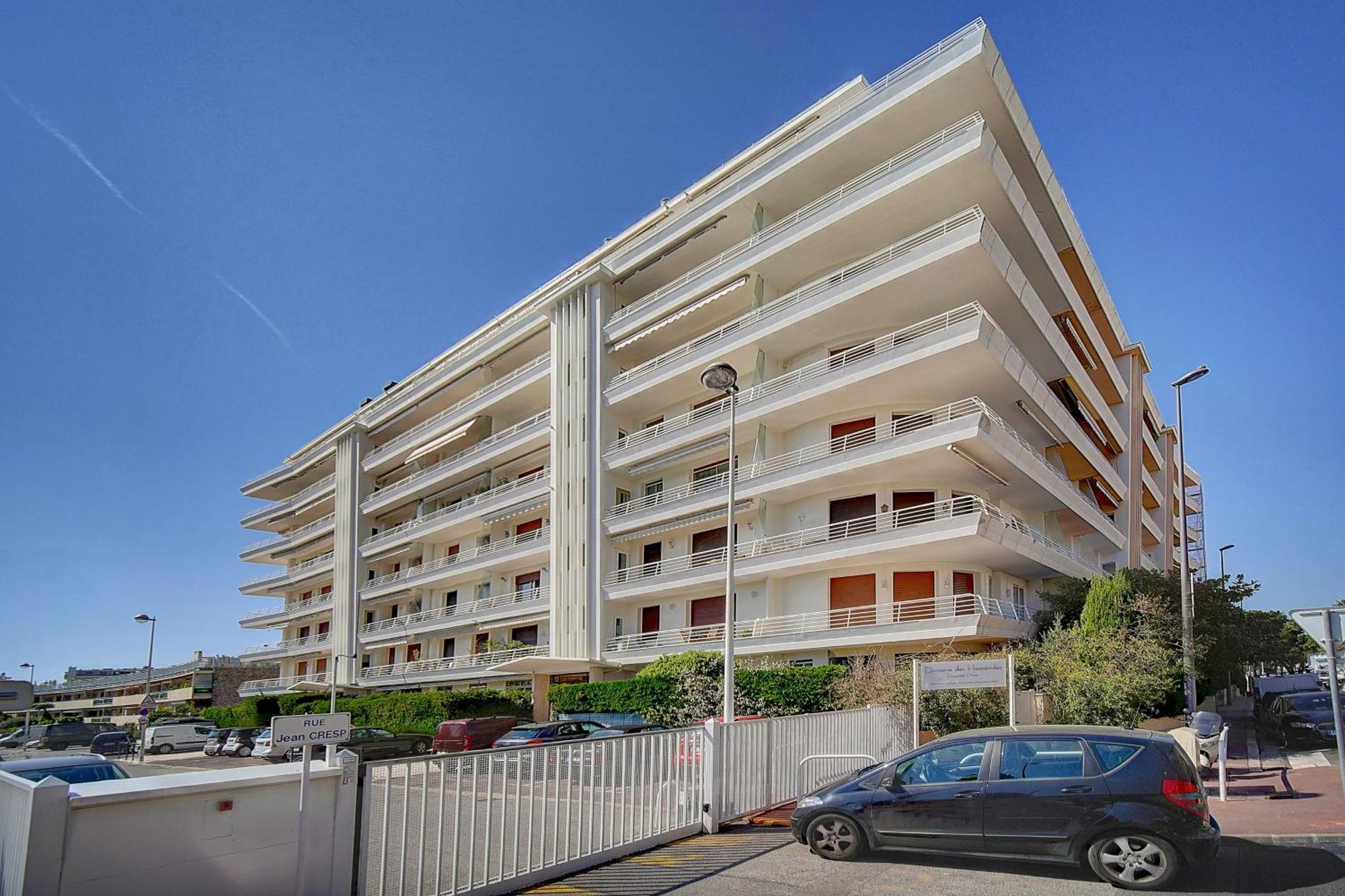 קאן Le Palm - 100M Plage - Croisette - Verriere Cote D'Azur מראה חיצוני תמונה
